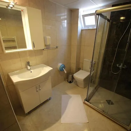 Citkoylu & Hotel Akcay (Edremit)